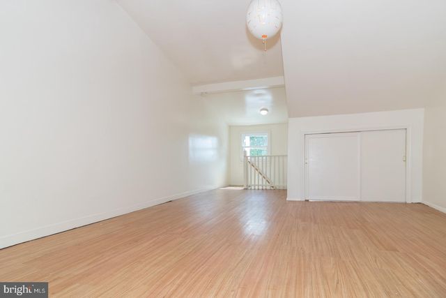 227 S JOHNSTON AVE, Hamilton, NJ 08609
