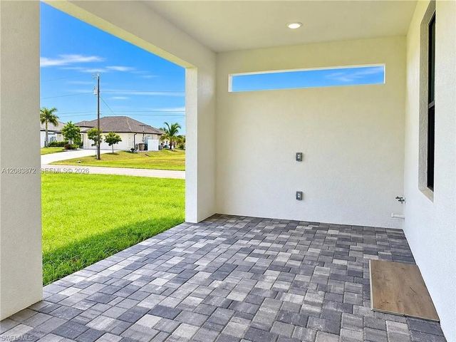 3301 NW 5th ST, Cape Coral, FL 33993
