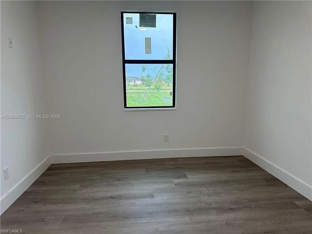3301 NW 5th ST, Cape Coral, FL 33993