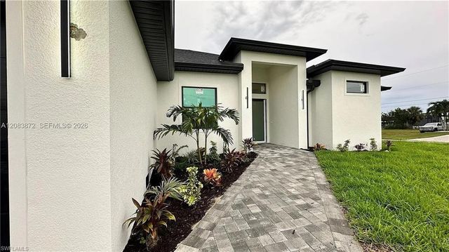 3301 NW 5th ST, Cape Coral, FL 33993