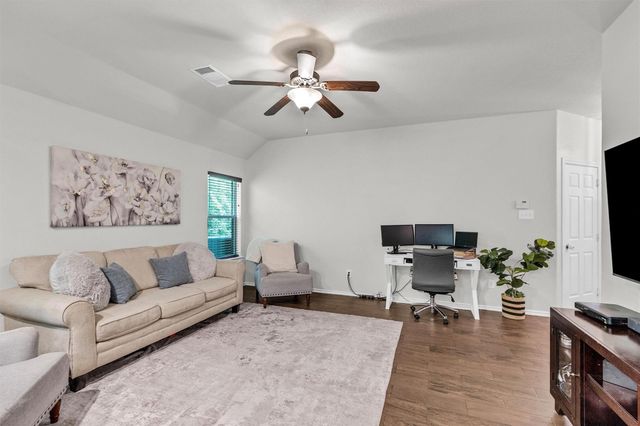 1700 Fall Forest Court, Conroe, TX 77301