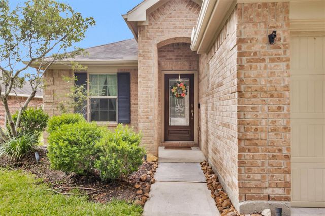 1700 Fall Forest Court, Conroe, TX 77301