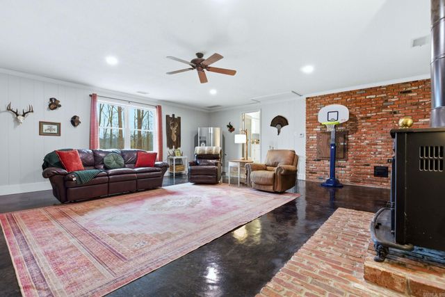 7932 HWY 190, Benton, AR 72015