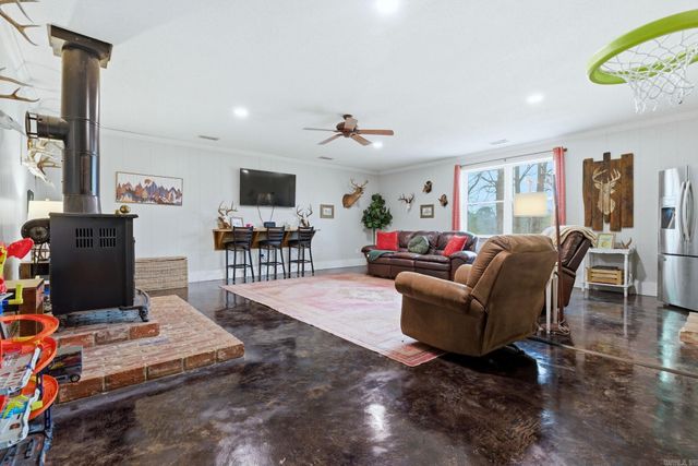 7932 HWY 190, Benton, AR 72015