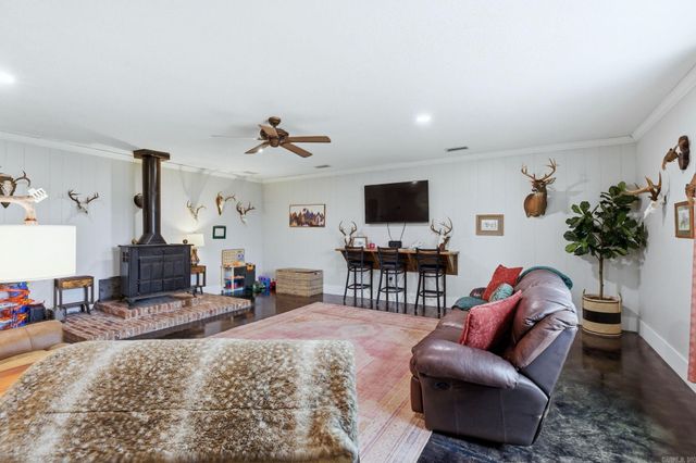 7932 HWY 190, Benton, AR 72015