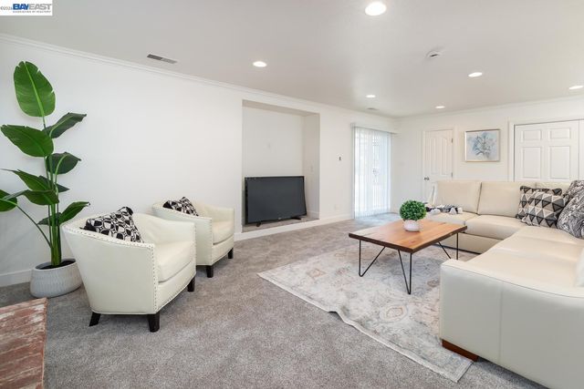 21743 Princeton St. 8, Hayward, CA 94541