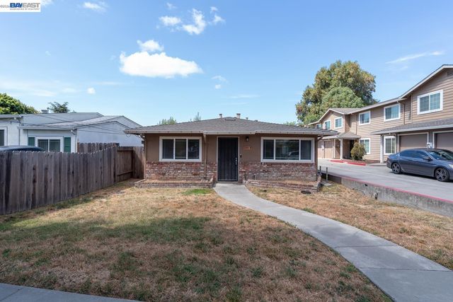 21743 Princeton St. 8, Hayward, CA 94541