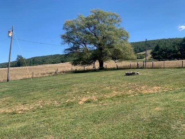 4600 MOUNTAIN TPKE, Monterey, VA 24465