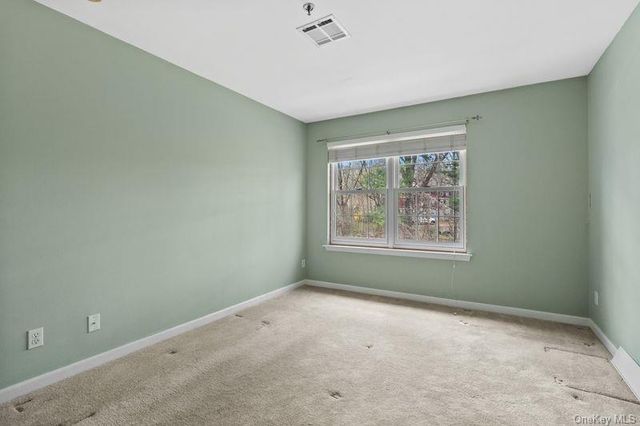 355 Old Tarrytown Road 206, White Plains, NY 10603