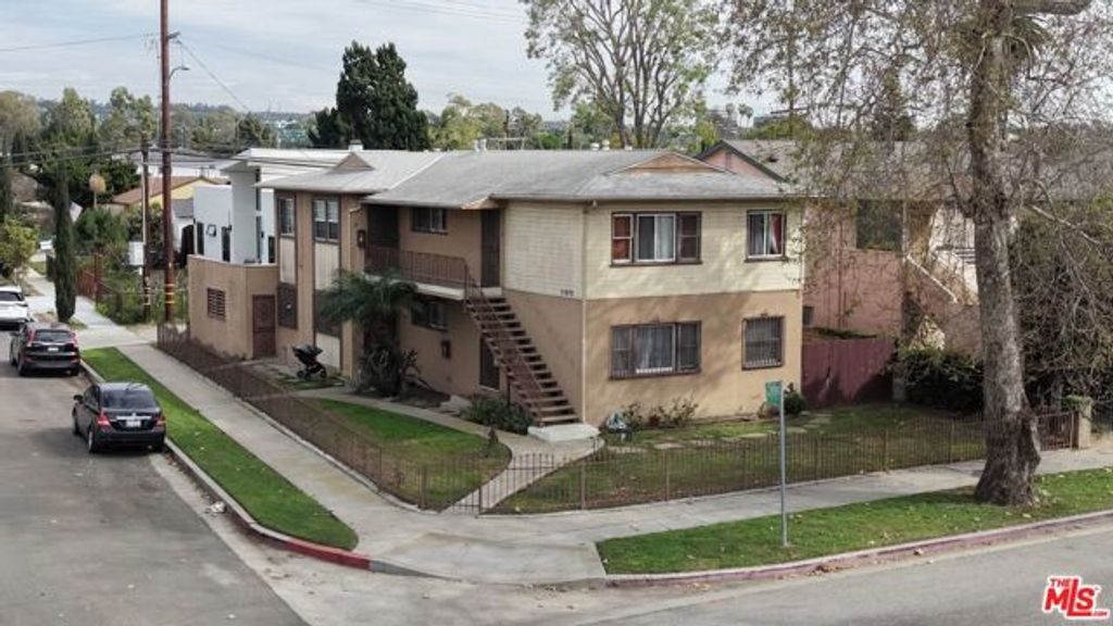 11970 Aneta Street, Culver City, CA 90230