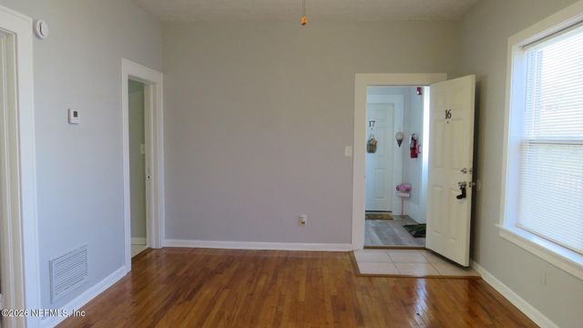 1935 SAN MARCO Boulevard 16, Jacksonville, FL 32207