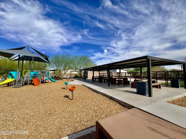 9709 E Holbert Trail, Tucson, AZ 85747