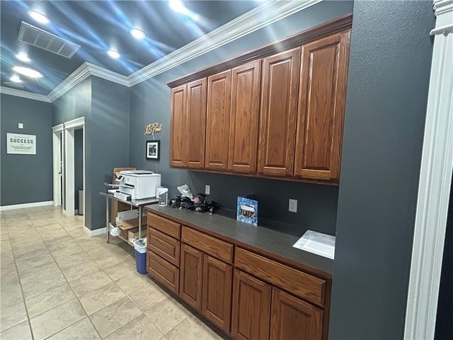 312 SW 24th Street 4, Bentonville, AR 72712