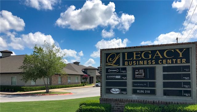 312 SW 24th Street 4, Bentonville, AR 72712