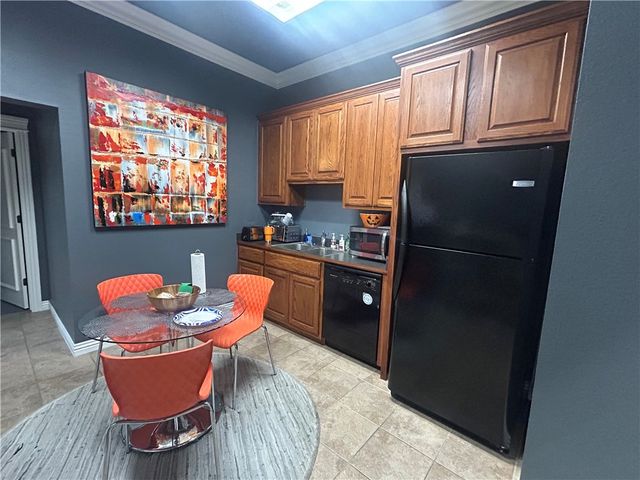 312 SW 24th Street 4, Bentonville, AR 72712