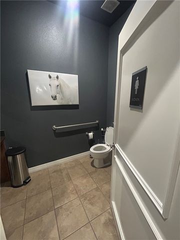 312 SW 24th Street 4, Bentonville, AR 72712