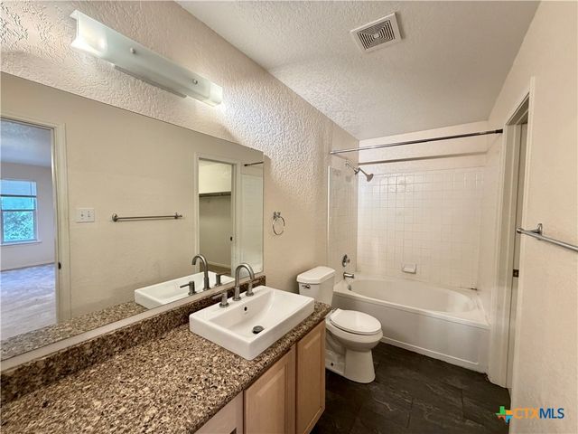 369 Copper Bluff Drive, New Braunfels, TX 78130