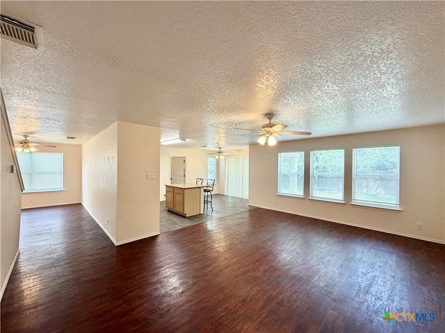 369 Copper Bluff Drive, New Braunfels, TX 78130