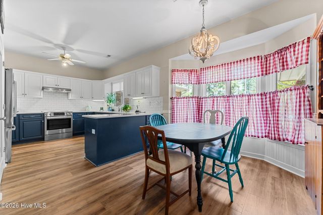 815 Myrtlewood Court, Southern Pines, NC 28387