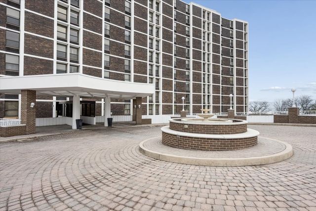 1500 Sheridan Road 6H, Wilmette, IL 60091