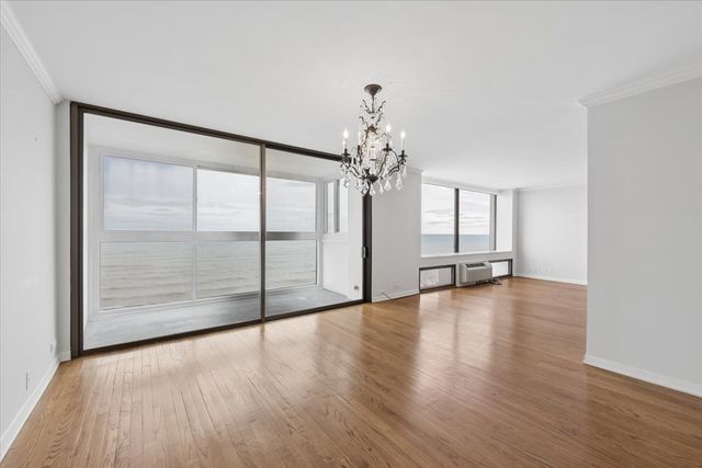 1500 Sheridan Road 6H, Wilmette, IL 60091