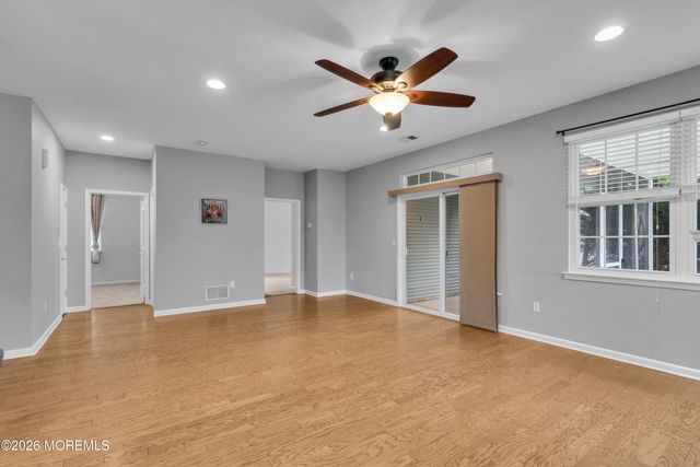 2 Daffodil Drive, Little Egg Harbor, NJ 08087