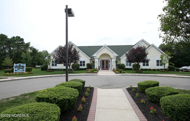 2 Daffodil Drive, Little Egg Harbor, NJ 08087