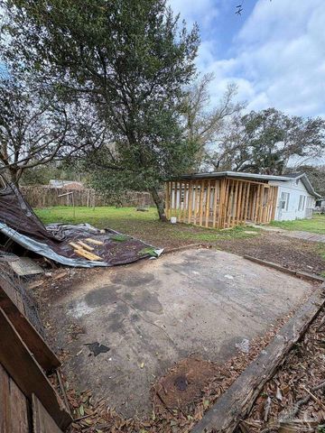 3703 W Theresa St, Pensacola, FL 32505