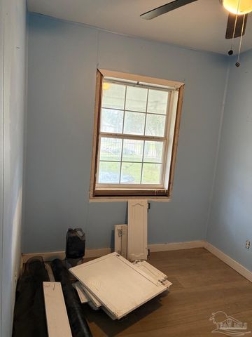 3703 W Theresa St, Pensacola, FL 32505