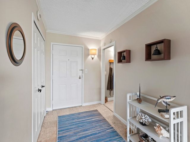 40 Village Rd 709, Middleton, MA 01949