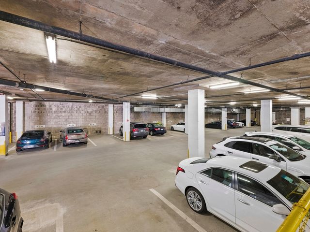 40 Village Rd 709, Middleton, MA 01949
