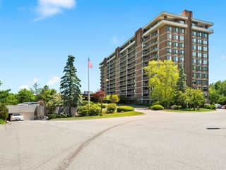 40 Village Rd 709, Middleton, MA 01949