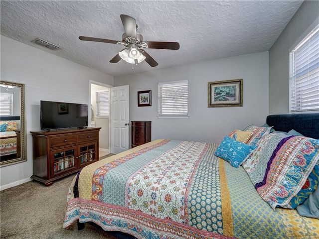 115 Grace Dr, Portland, TX 78374