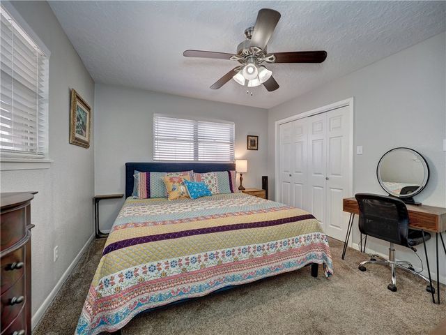 115 Grace Dr, Portland, TX 78374