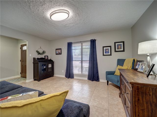 115 Grace Dr, Portland, TX 78374