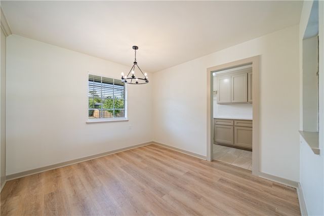 4702 Champions Dr, Corpus Christi, TX 78413