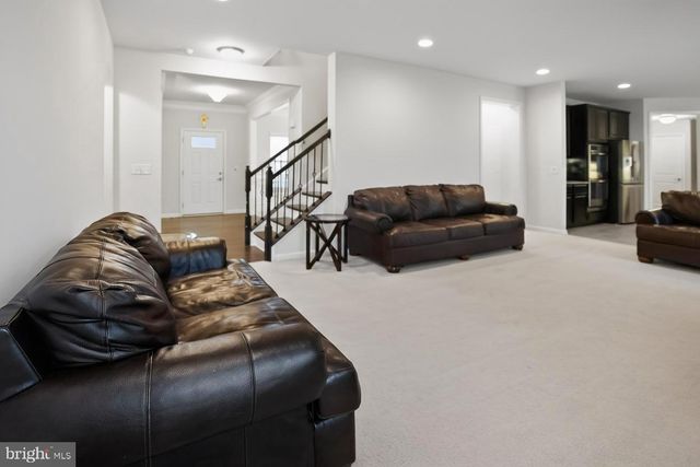 1695 LATCH STRING LN, Hatfield, PA 19440