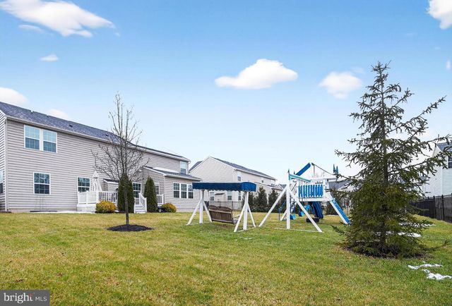 1695 LATCH STRING LN, Hatfield, PA 19440