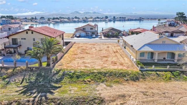 27654 Silver Lakes, Helendale, CA 92342