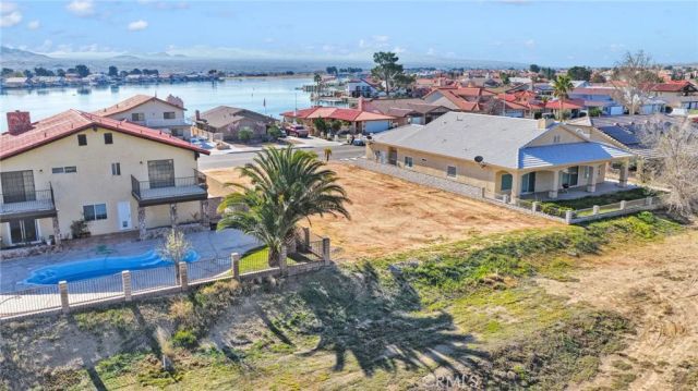 27654 Silver Lakes, Helendale, CA 92342