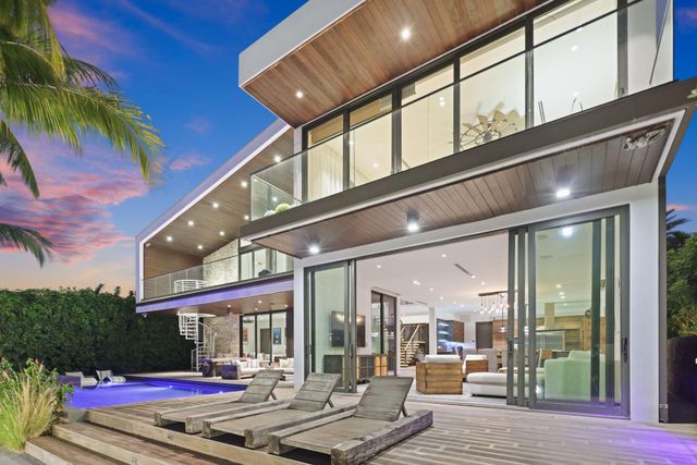 830 NE 71st Street, Boca Raton, FL 33487