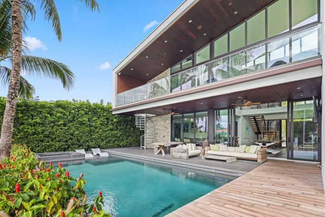 830 NE 71st Street, Boca Raton, FL 33487