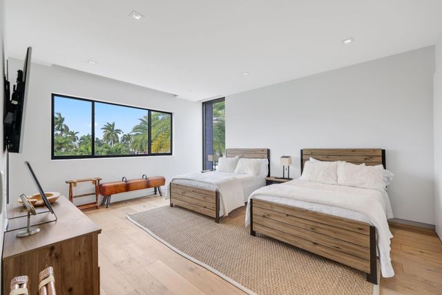 830 NE 71st Street, Boca Raton, FL 33487