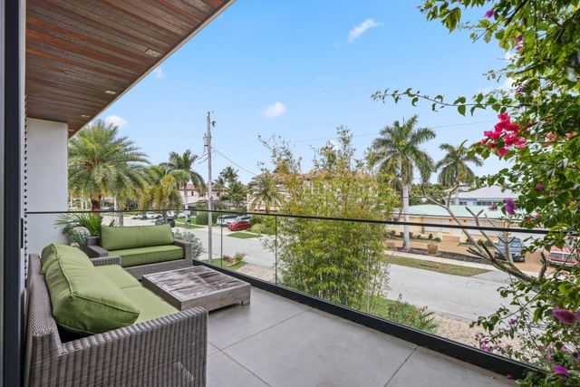 830 NE 71st Street, Boca Raton, FL 33487