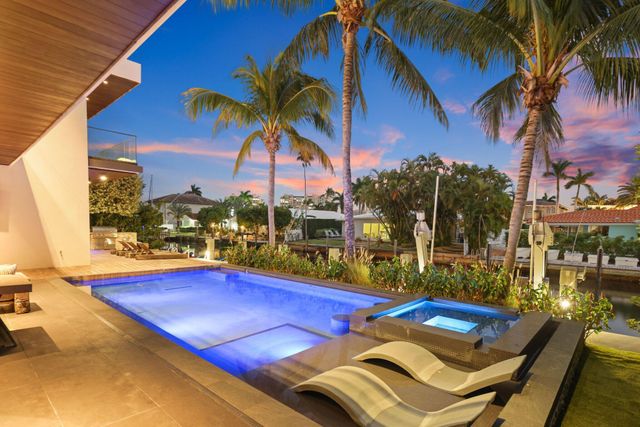 830 NE 71st Street, Boca Raton, FL 33487