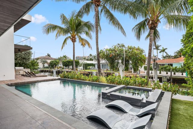 830 NE 71st Street, Boca Raton, FL 33487