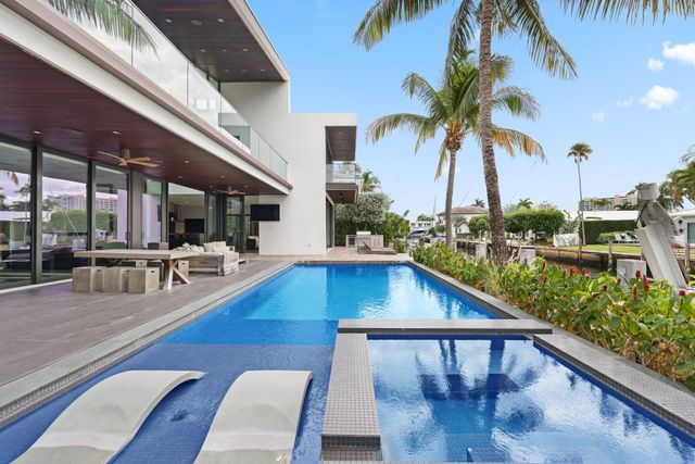 830 NE 71st Street, Boca Raton, FL 33487