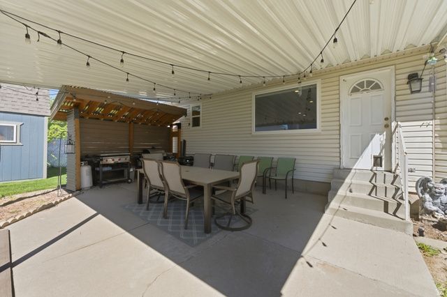 2539 W MASONS MILE DR, Taylorsville, UT 84129