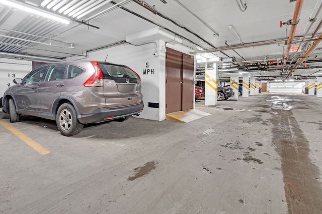 9242 Gross Point Road 310, Skokie, IL 60077