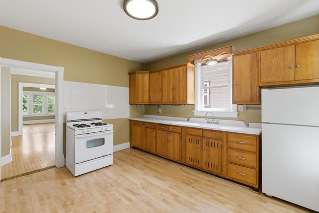 2657 N Weil STREET, Milwaukee, WI 53212